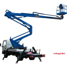 PIATTAFORMA AUTOCARRATA 18 METRI