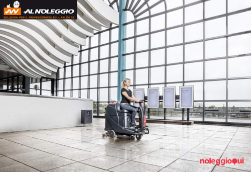 Noleggio Lavasciuga compatta e agile