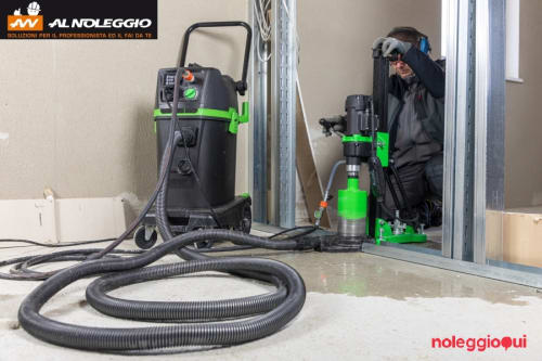 Noleggio Aspirapolvere industriale con riciclo dell'acqua