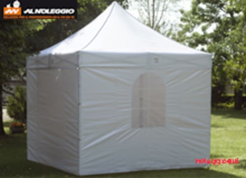 Noleggio Gazebo 300 x 450 cm con pareti laterali