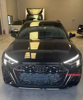 Noleggio Noleggio Audi RS3