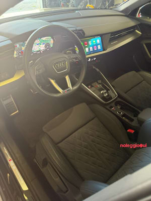Noleggio Noleggio Audi RS3