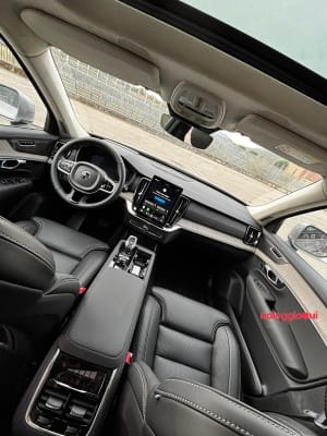 Noleggio NOLEGGIO VOLVO XC90 