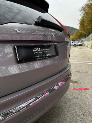 Noleggio NOLEGGIO VOLVO XC90 