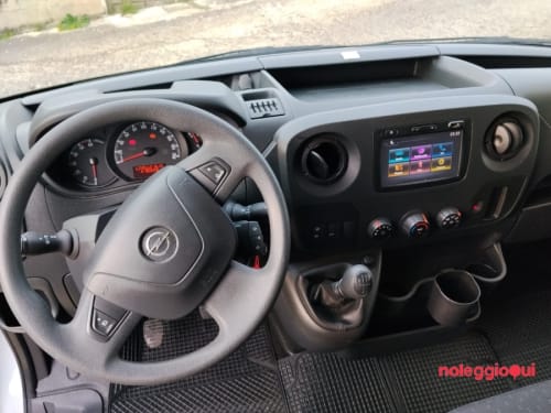 Noleggio Noleggia Opel Movano L2 H2 anche senza carta di credito