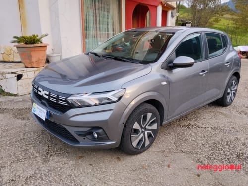 Noleggio Noleggia Dacia Sandero GPL anche senza carta di credito