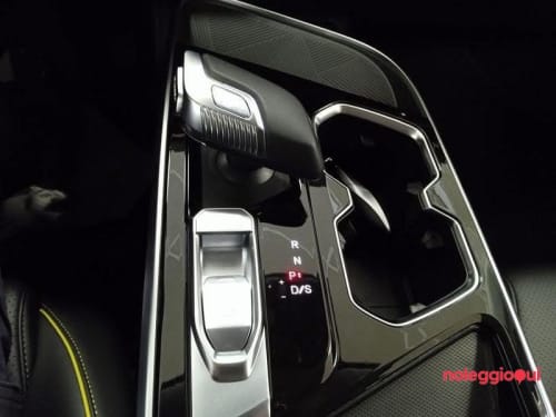 Noleggio NOLEGGIO TIGER SIX