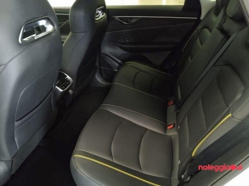 Noleggio NOLEGGIO TIGER SIX