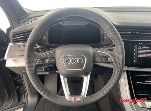 Noleggio NOELEGGIO NO SCORING AUDI Q7