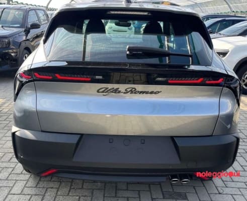 Noleggio ALFA ROMEO JUNIOR NO SCORING