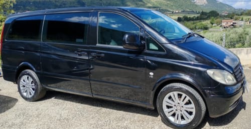 Noleggio Noleggio Mercedes Vito 9 Posti anche senza carta di credito