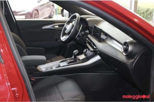 Noleggio ALFA ROMEO TONALE NO SCORING