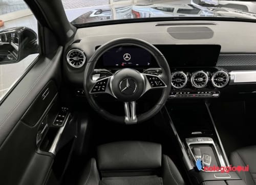 Noleggio MERCEDES BENZ GLB 7P NO SCRORING