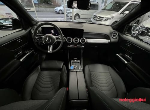 Noleggio MERCEDES BENZ GLB 7P NO SCRORING