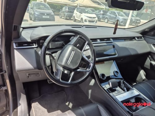 Noleggio RANGE ROVER VELAR NO SCORING 
