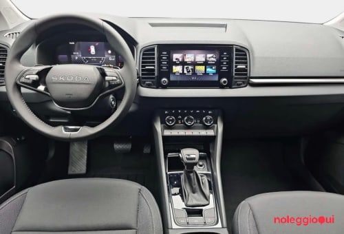Noleggio SKODA KAROQ NO SCORING