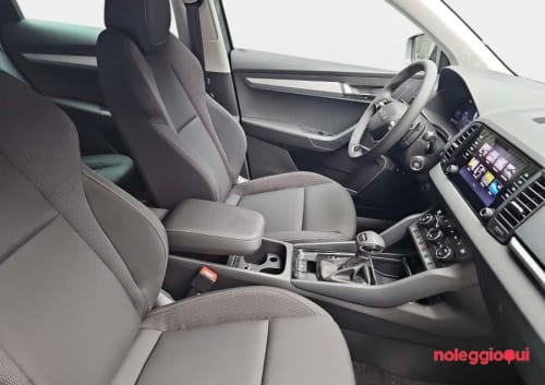 Noleggio SKODA KAROQ NO SCORING