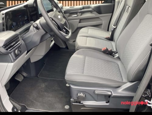 Noleggio FORD TOURNEO NO SCORING