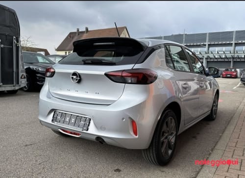 Noleggio OPEL CORSA NO SCORING 