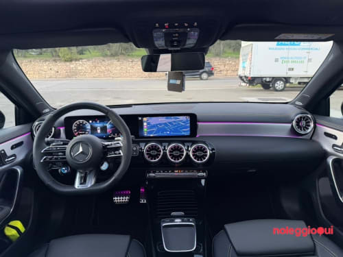 Noleggio MERCEDES-BENZ CLASSE A 45S RENT2BUY