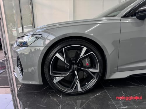 Noleggio AUDI RS6 NO SCORING 