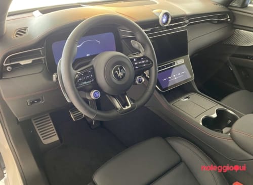 Noleggio MASERATI GRECALE TROFEO NO SCORING