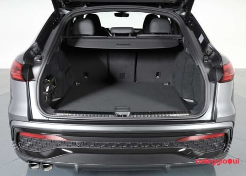 Noleggio AUDI Q5 SPORTBACK NO SCORING
