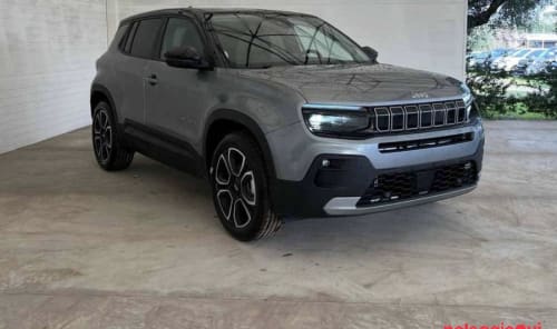 Noleggio JEEP AVENGER NO SCORING 