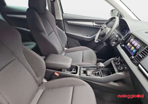 Noleggio SKODA KAROQ NO SCORING