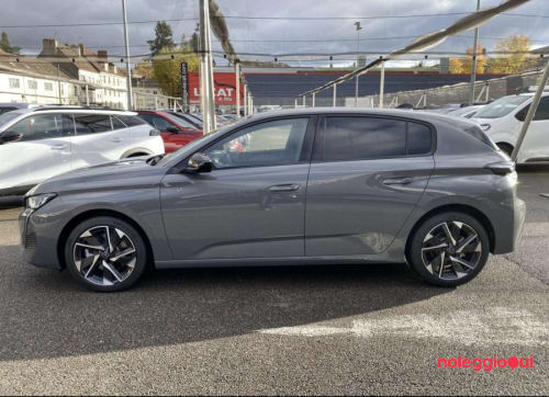 Noleggio PEUGEOT 308 NO SCORIGN