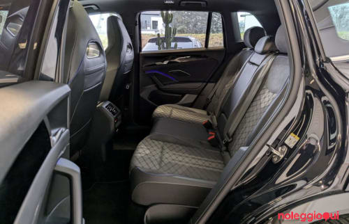 Noleggio VOLSKSWAGEN TIGUAN R-LINE 4RM