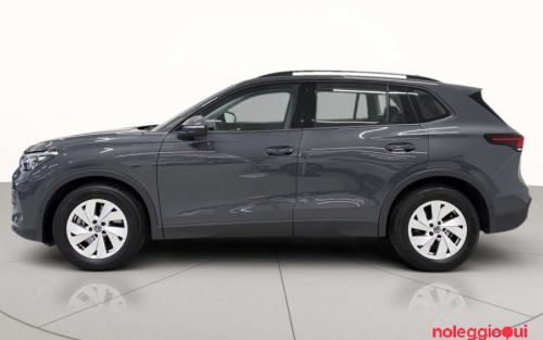 Noleggio VOLKSWAGEN TIGUAN BUSINESS NO SCORING 