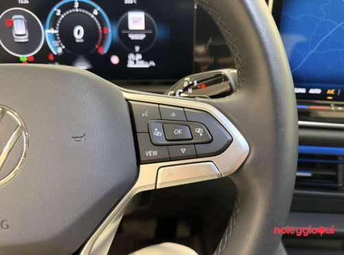 Noleggio VOLKSWAGEN TIGUAN BUSINESS NO SCORING 