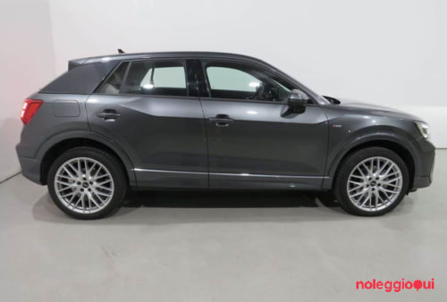 Noleggio AUDI Q2 TFSI 1.5cc 150cv S-LINE
