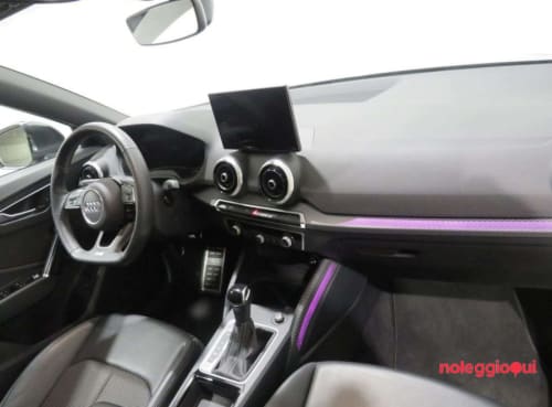 Noleggio AUDI Q2 TFSI 1.5cc 150cv S-LINE