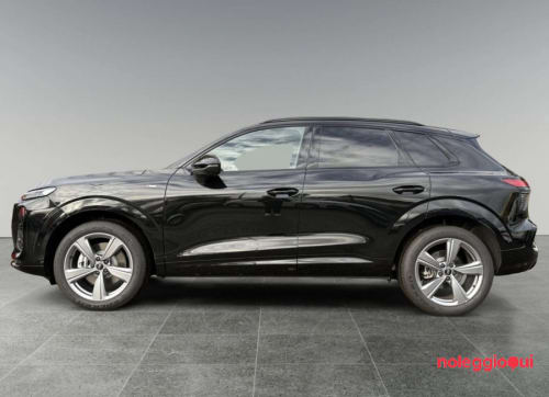 Noleggio AUDI Q3 SUV 35 TDI 2.0cc 150cv No scoring