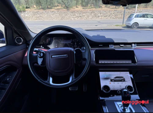 Noleggio RANGE ROVER EVOQUE REBT2BUY