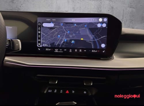 Noleggio AUDI Q3 SUV 35 TDI 2.0cc 150cv