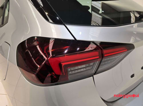 Noleggio OPEL CORSA 1.2cc 101cv manuale/benzina