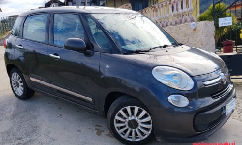Noleggio FIAT 500L 1.3 MultiJet 95 CV Pop Star - Garanzia 12 Mesi