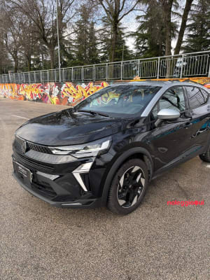 Noleggio RENAULT CAPTUR NO SCORING 