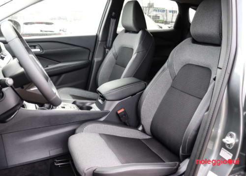 Noleggio NISSAN QASHQAY NO SCORING