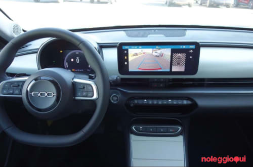 Noleggio FIAT 600L la prima noleggio no scoring