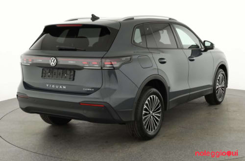 Noleggio VOLKSWAGEN TIGUAN NOLEGGIO NO SCORING