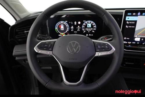 Noleggio VOLKSWAGEN TIGUAN NOLEGGIO NO SCORING