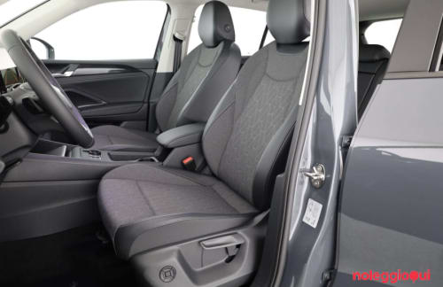 Noleggio VOLKSWAGEN TIGUAN NOLEGGIO NO SCORING