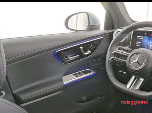 Noleggio MERCEDES-BENZ GLC SUV 200d 