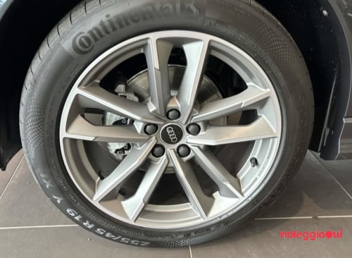 Noleggio AUDI Q3 SUV NOLEGGIO NO SCORING