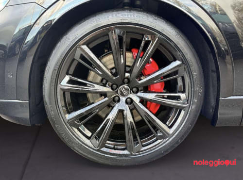 Noleggio AUDI Q8 50 TDI S-LINE NOLEGGIO NO SCORING