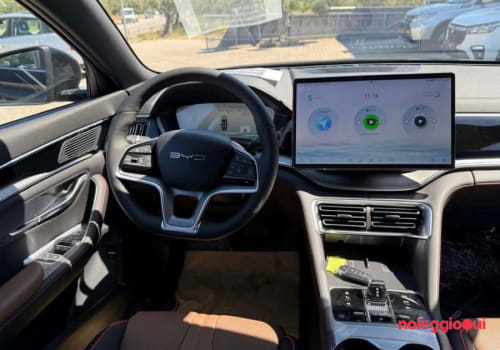 Noleggio BYD SEUL U-DMI NOLEGGIO NON SCORING